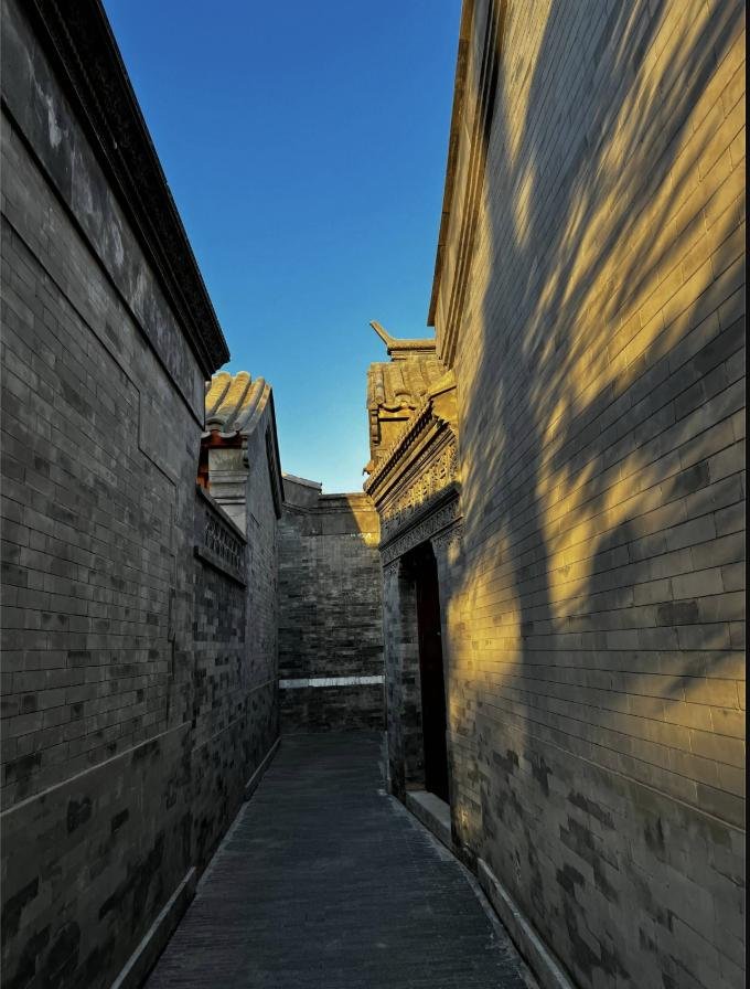 A hutong alley